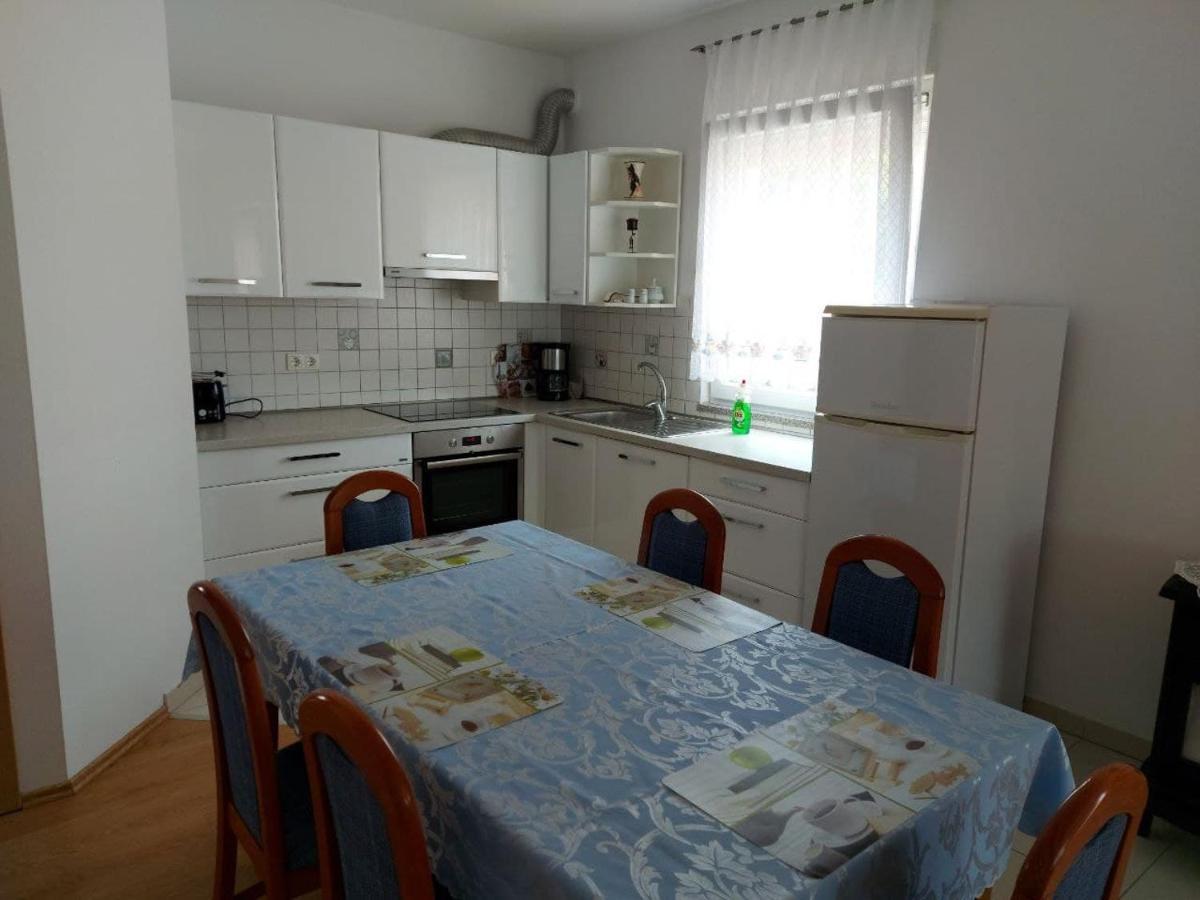 Bluegum Apartments Лижнян Екстер'єр фото