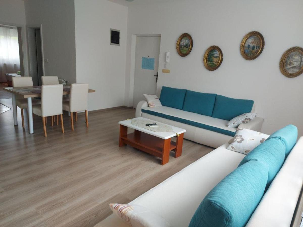 Bluegum Apartments Лижнян Екстер'єр фото