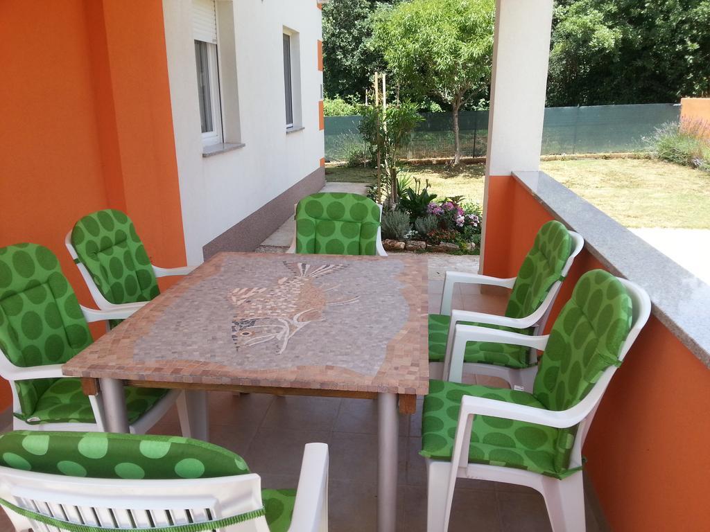 Bluegum Apartments Лижнян Номер фото