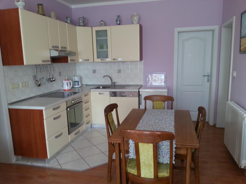 Bluegum Apartments Лижнян Номер фото